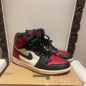 Jordan 1 high og bred toe